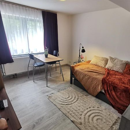 Chez Phil Hotel Robertville Bagian luar foto