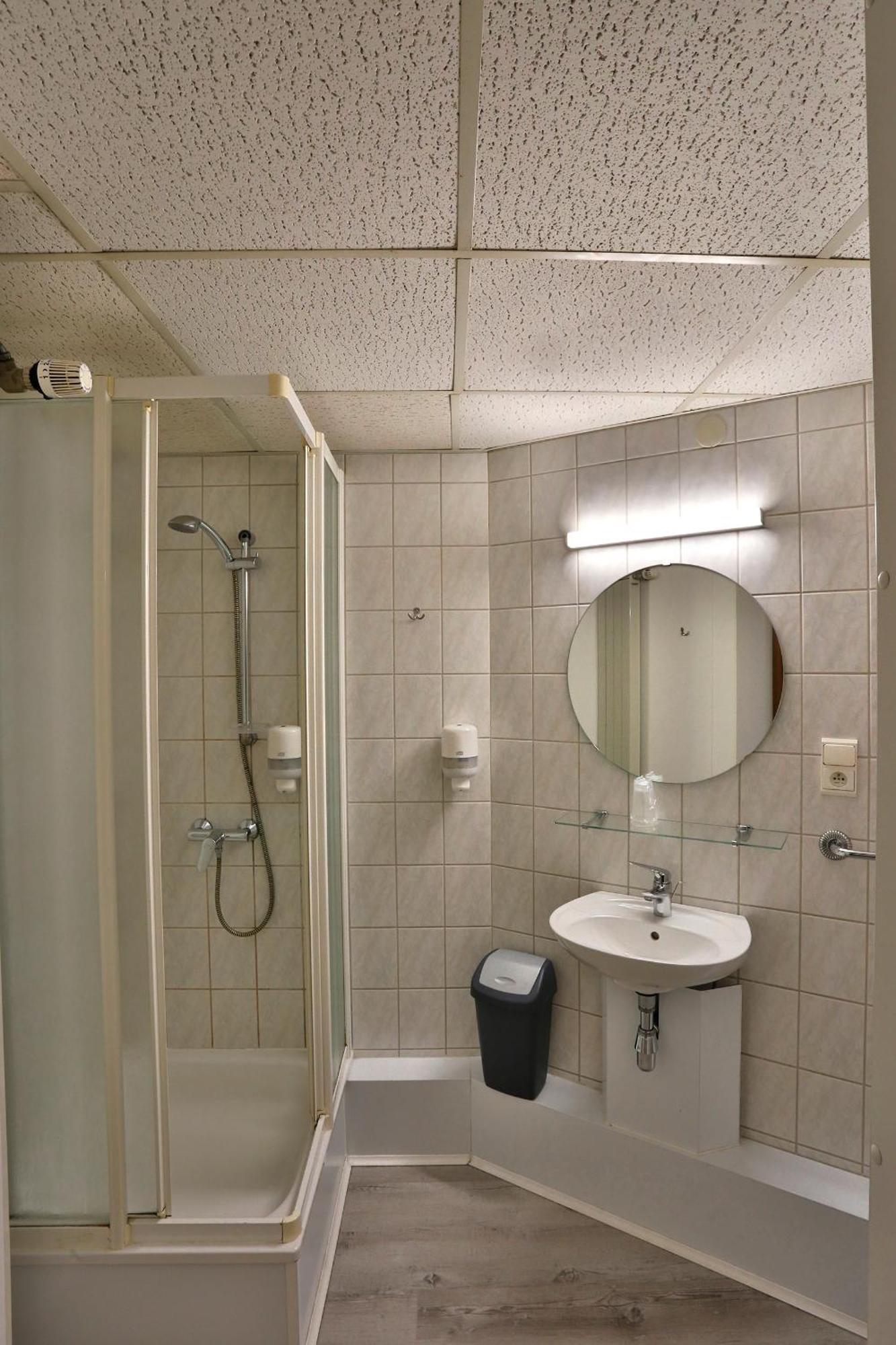 Chez Phil Hotel Robertville Bagian luar foto