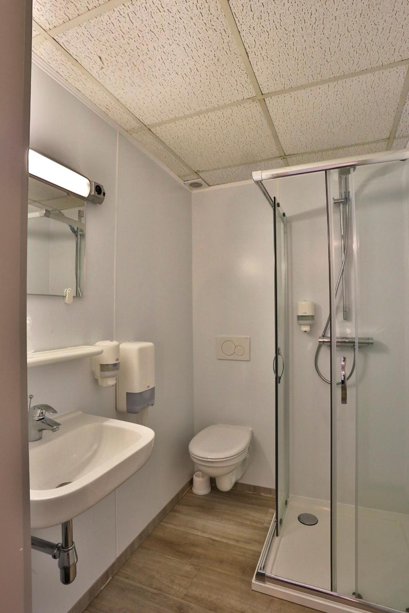 Chez Phil Hotel Robertville Bagian luar foto