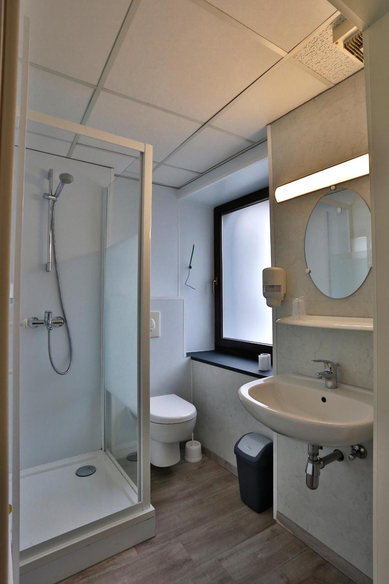Chez Phil Hotel Robertville Bagian luar foto