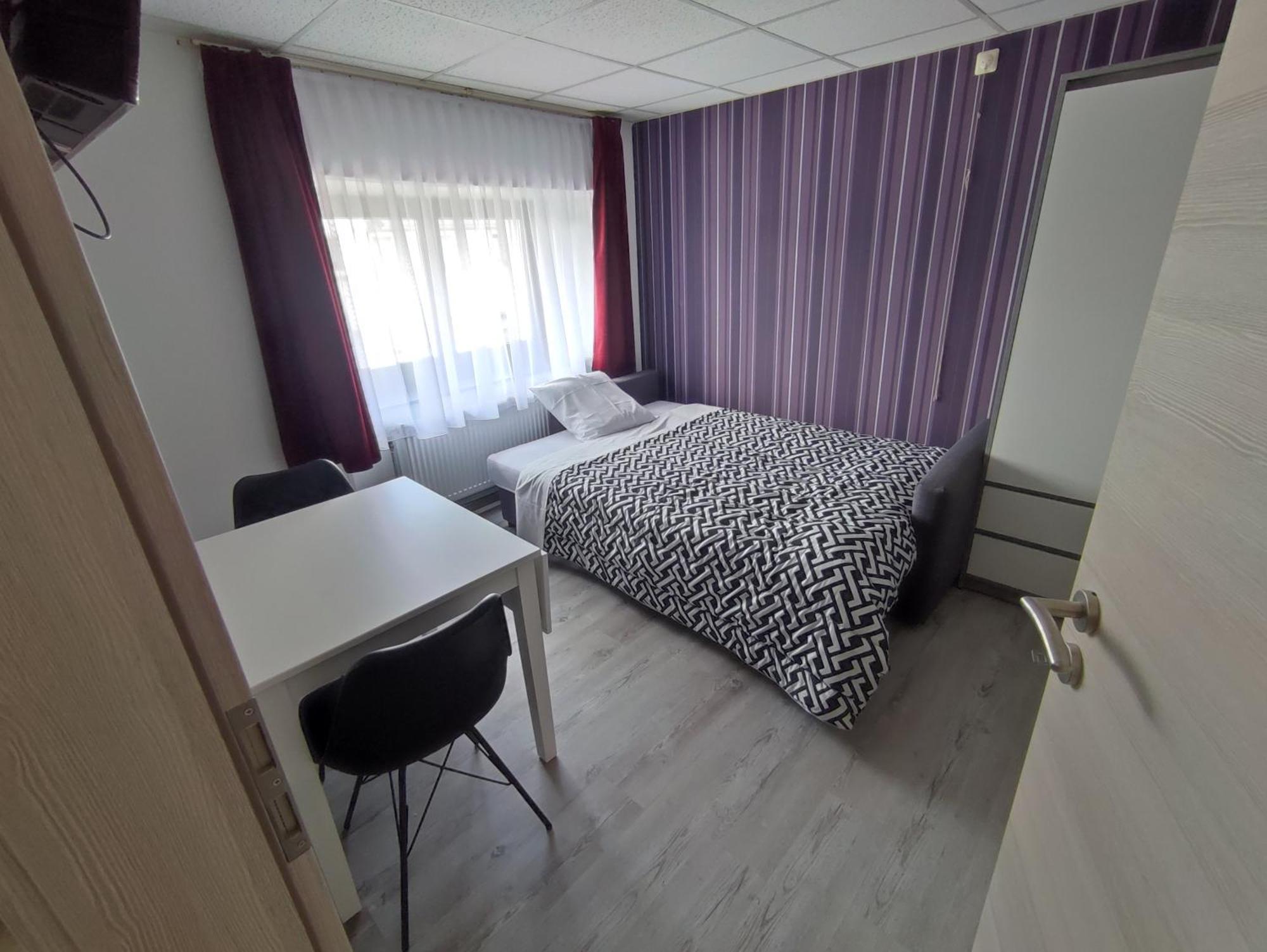 Chez Phil Hotel Robertville Ruang foto