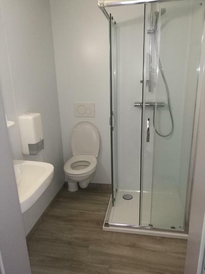 Chez Phil Hotel Robertville Bagian luar foto